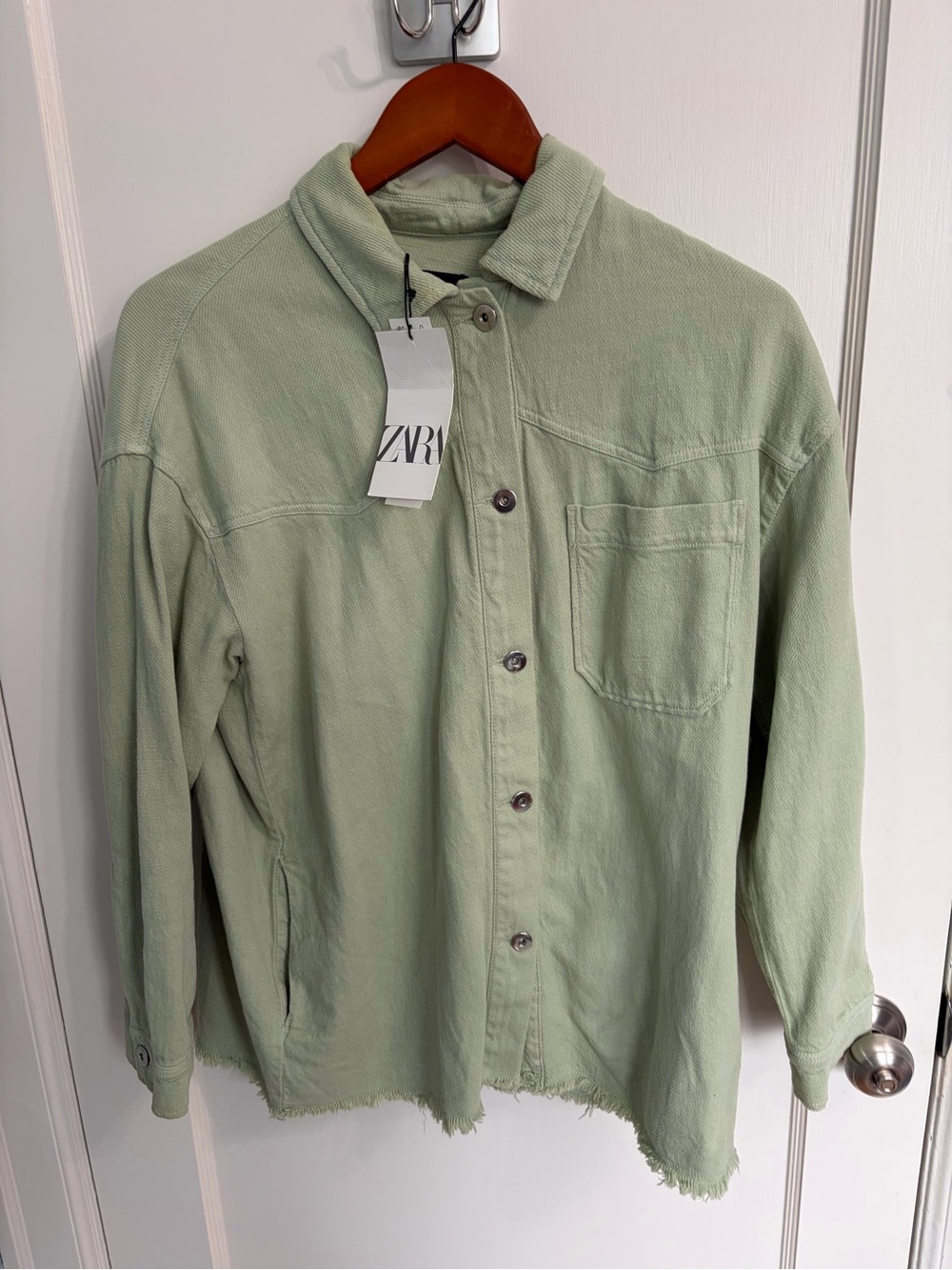 Zara NWT Sage Green Denim Shacket Frayed Raw Hem Snap Front Sz S $49